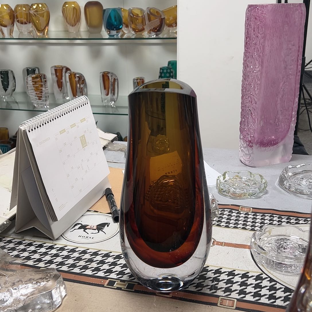 琉璃高30轻奢琉璃花器正常手工痕迹