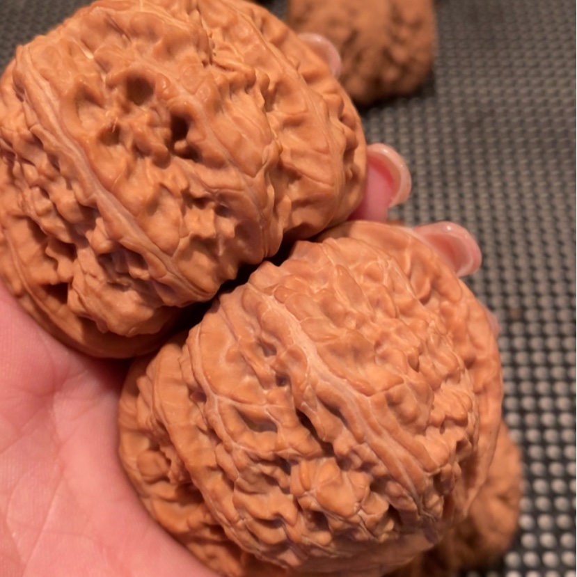 【闪购商品】吊坠文玩核桃忘*白