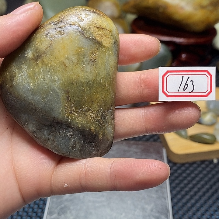 和田玉（糖玉）未镶嵌挂件