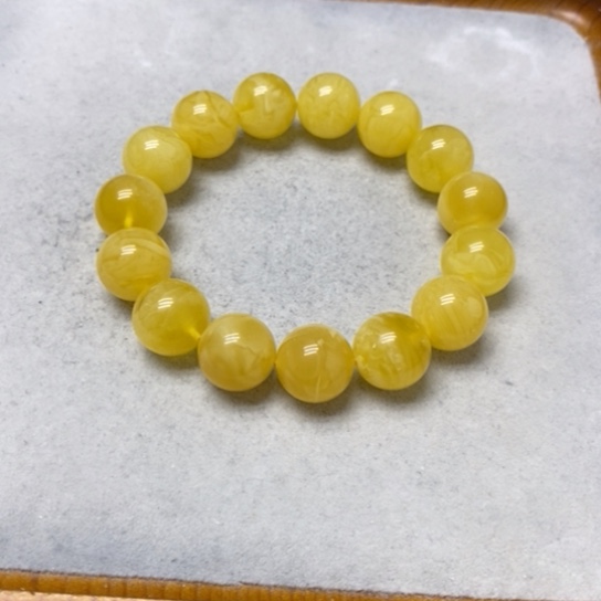 蜜蜡裸石未镶嵌手串