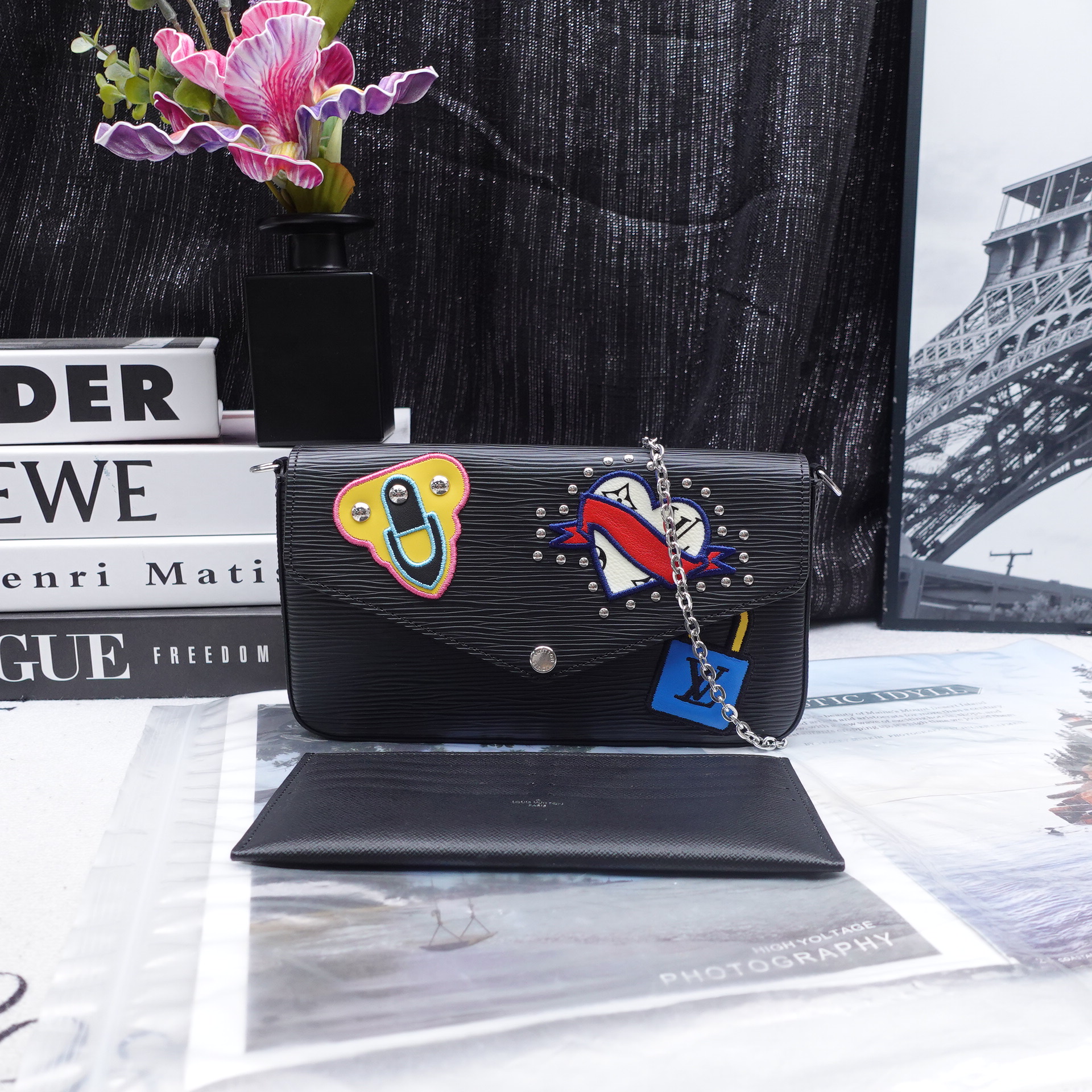 95新 LouisVuitton/路易威登 单肩包/T10225474