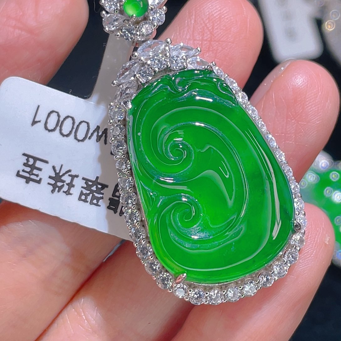 翡翠吊坠(不含链)银S925镶嵌
