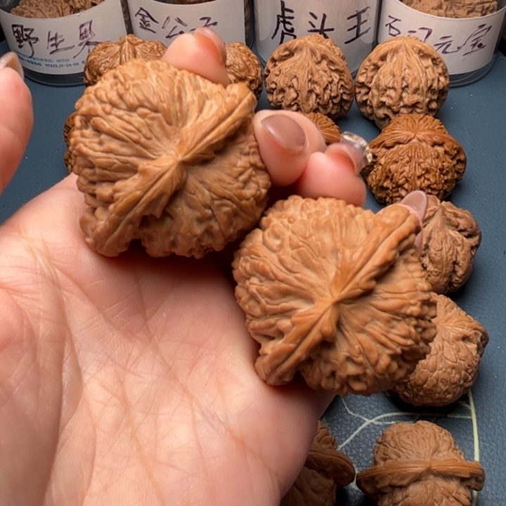 文玩核桃把件44闷白