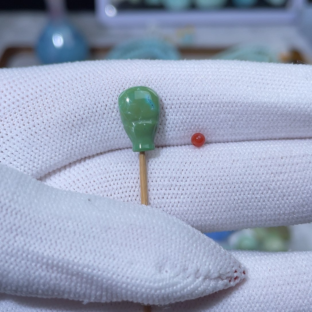 南红玛瑙未镶嵌珠宝奇石