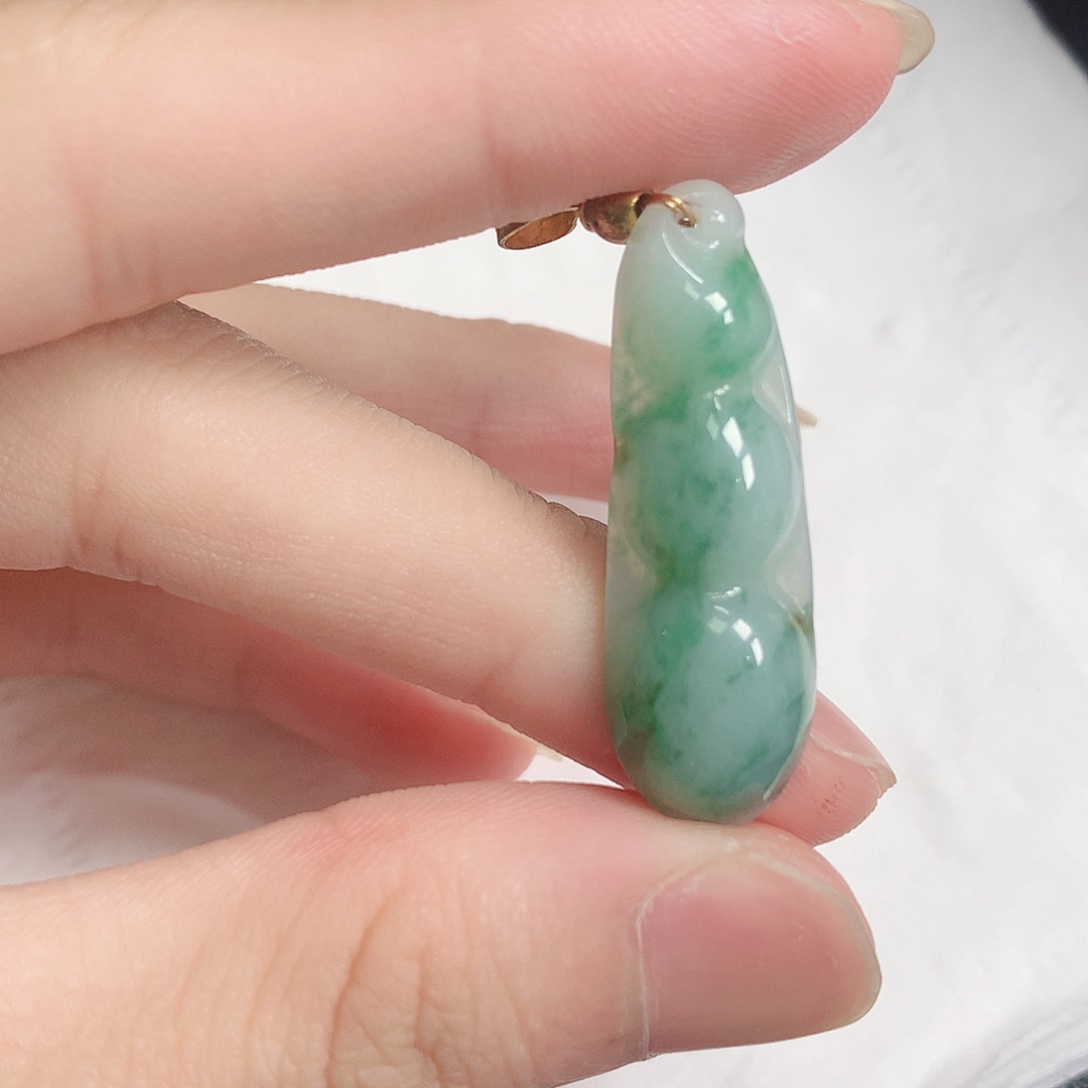 翡翠未镶嵌手链翡翠