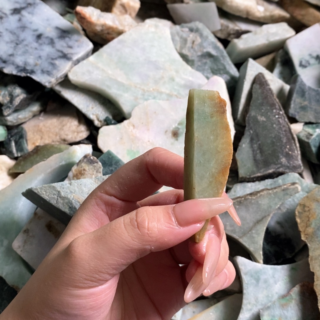 颈饰未镶嵌翡翠天然翡翠