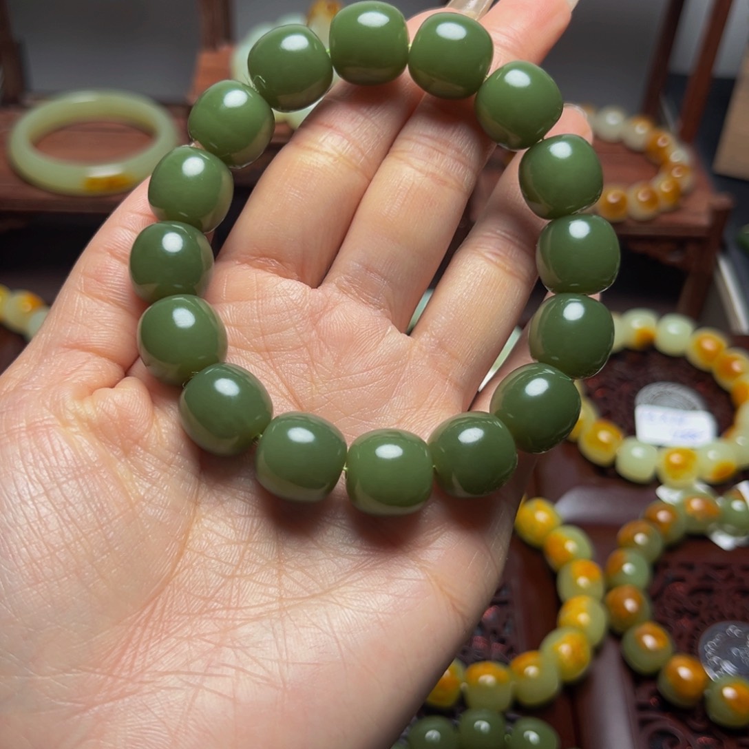 透闪石质玉珠宝奇石未镶嵌大****油