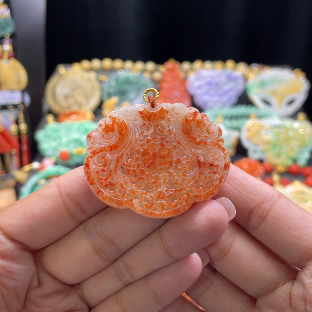 翡翠颈饰未镶嵌代编织