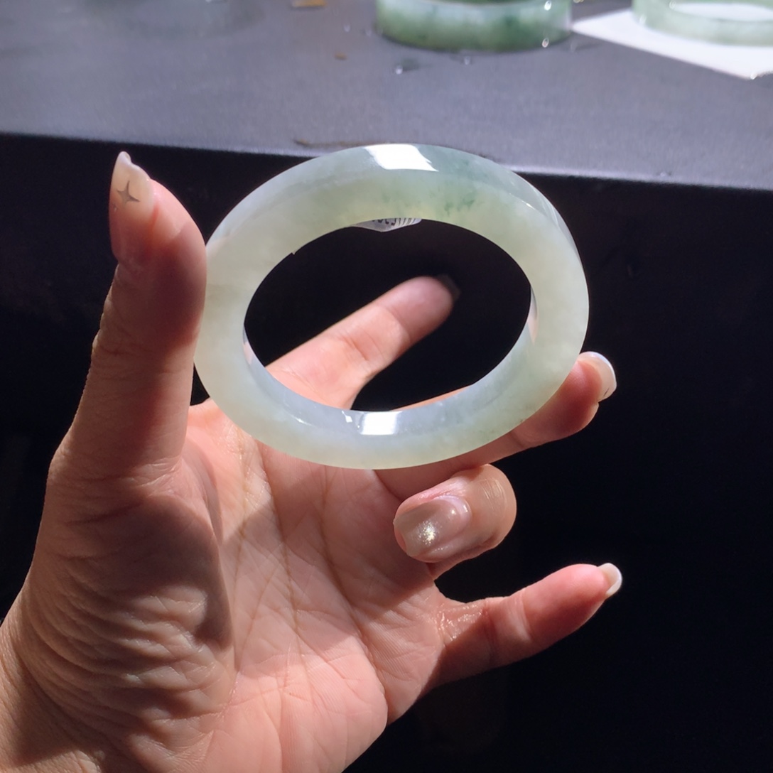 定制翡翠未镶嵌翡翠手镯52_54圆