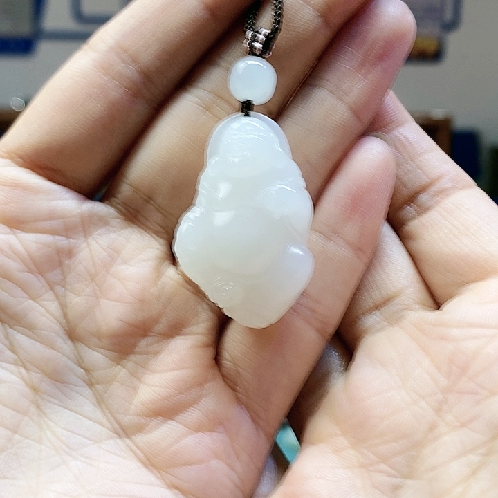 【闪购商品】颈饰未镶嵌和田玉