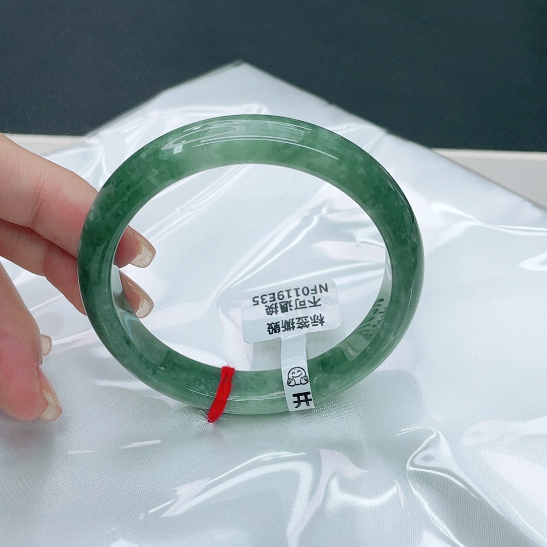 翡翠手镯未镶嵌正58.8