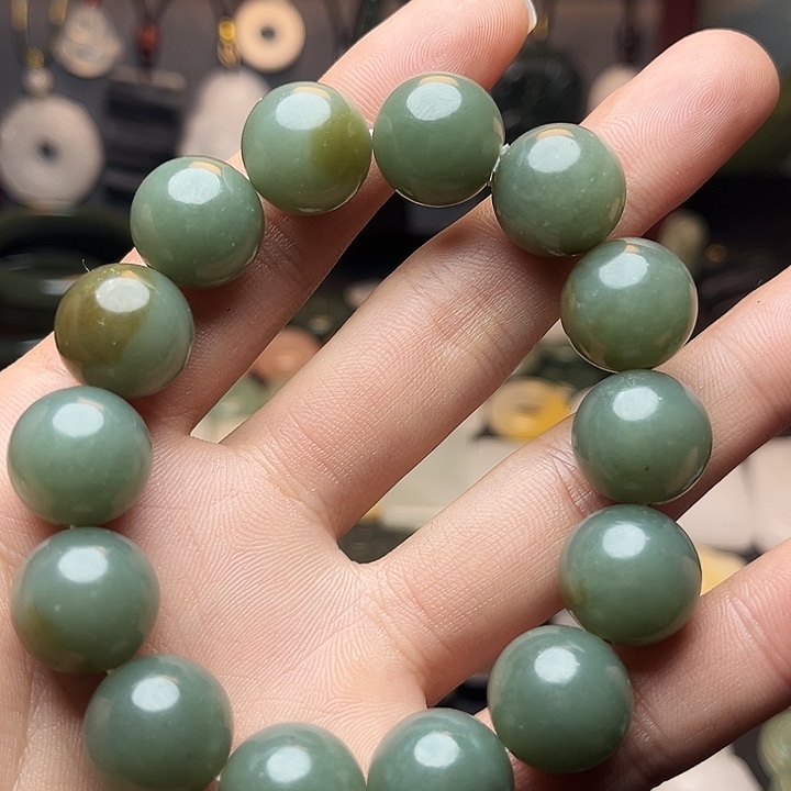 和田玉未镶嵌手链