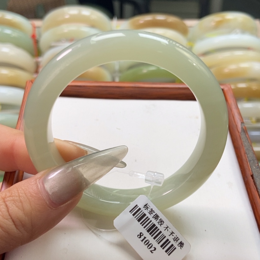 【闪购商品】和田玉手镯未镶嵌51