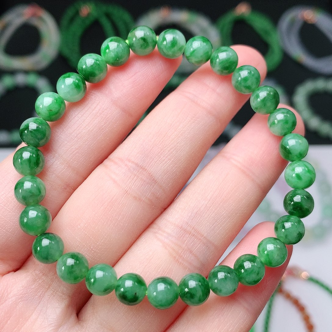 翡翠手链未镶嵌翡翠