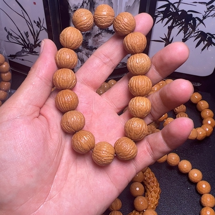 猴头核桃手串北*风雨