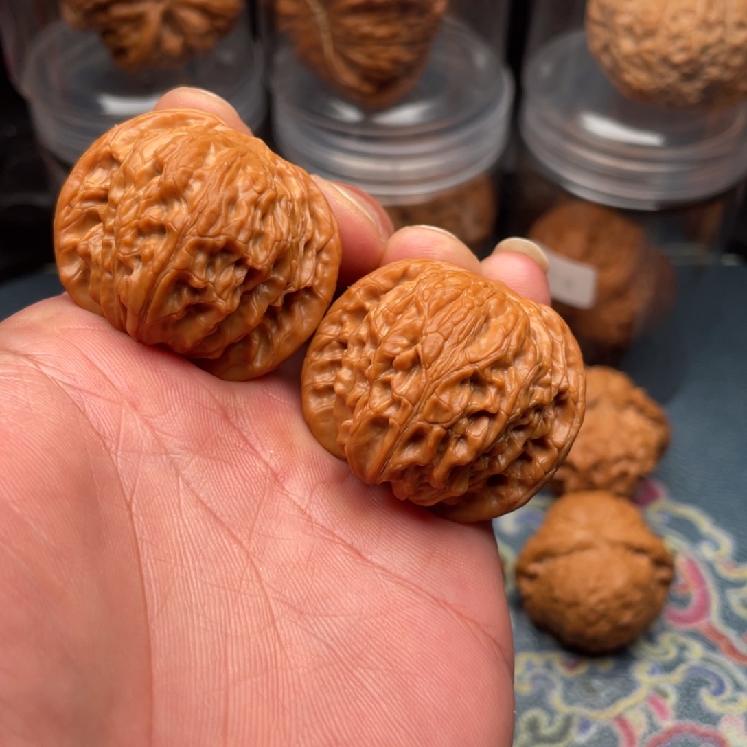 文玩核桃把件山地磨