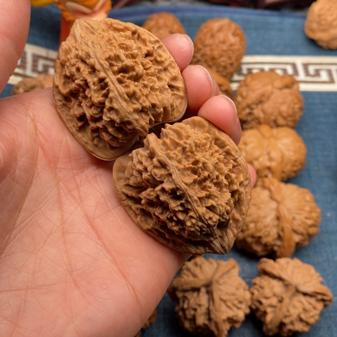 文玩核桃把件39全品满天星