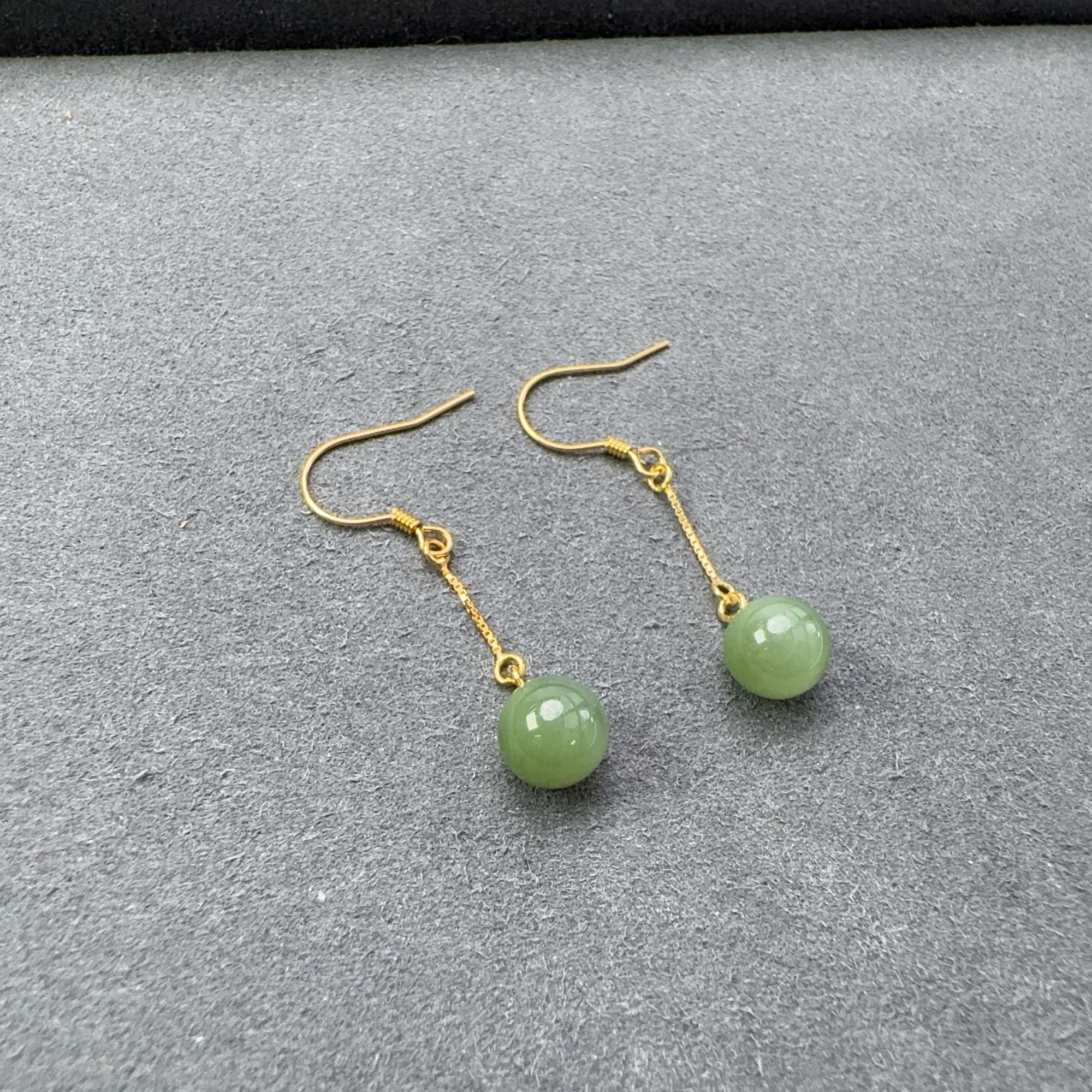 碧玉圆珠耳钩S925银