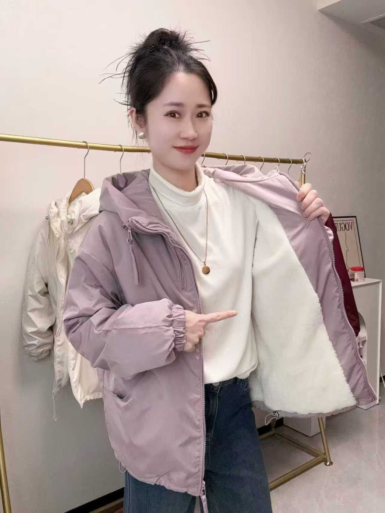 【现货+运费险】加绒加厚款冲锋衣宽松连帽上衣冬季短棉袄外套女