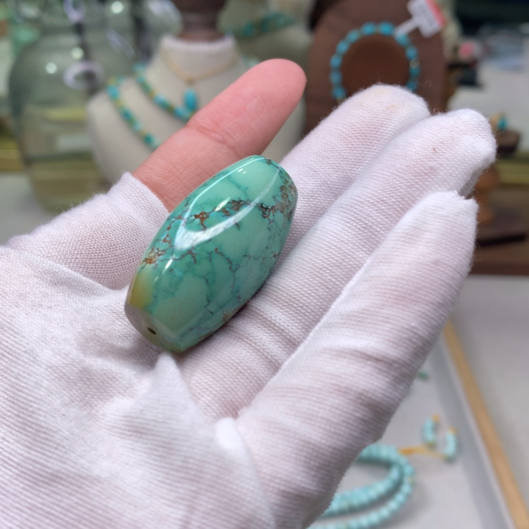 绿松石配饰未镶嵌