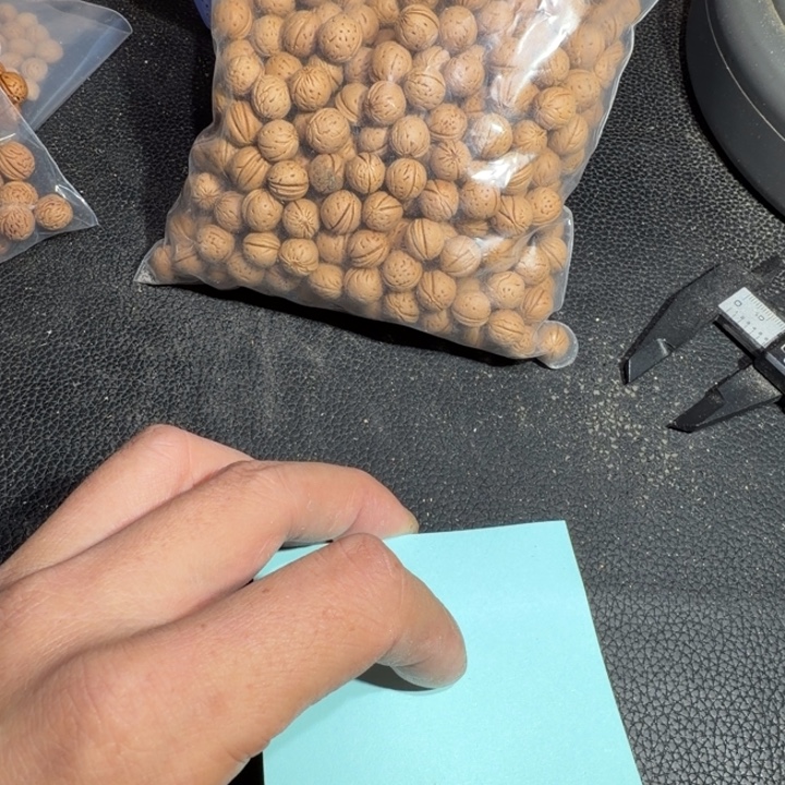 趣***·桃核吊坠野生小核桃7