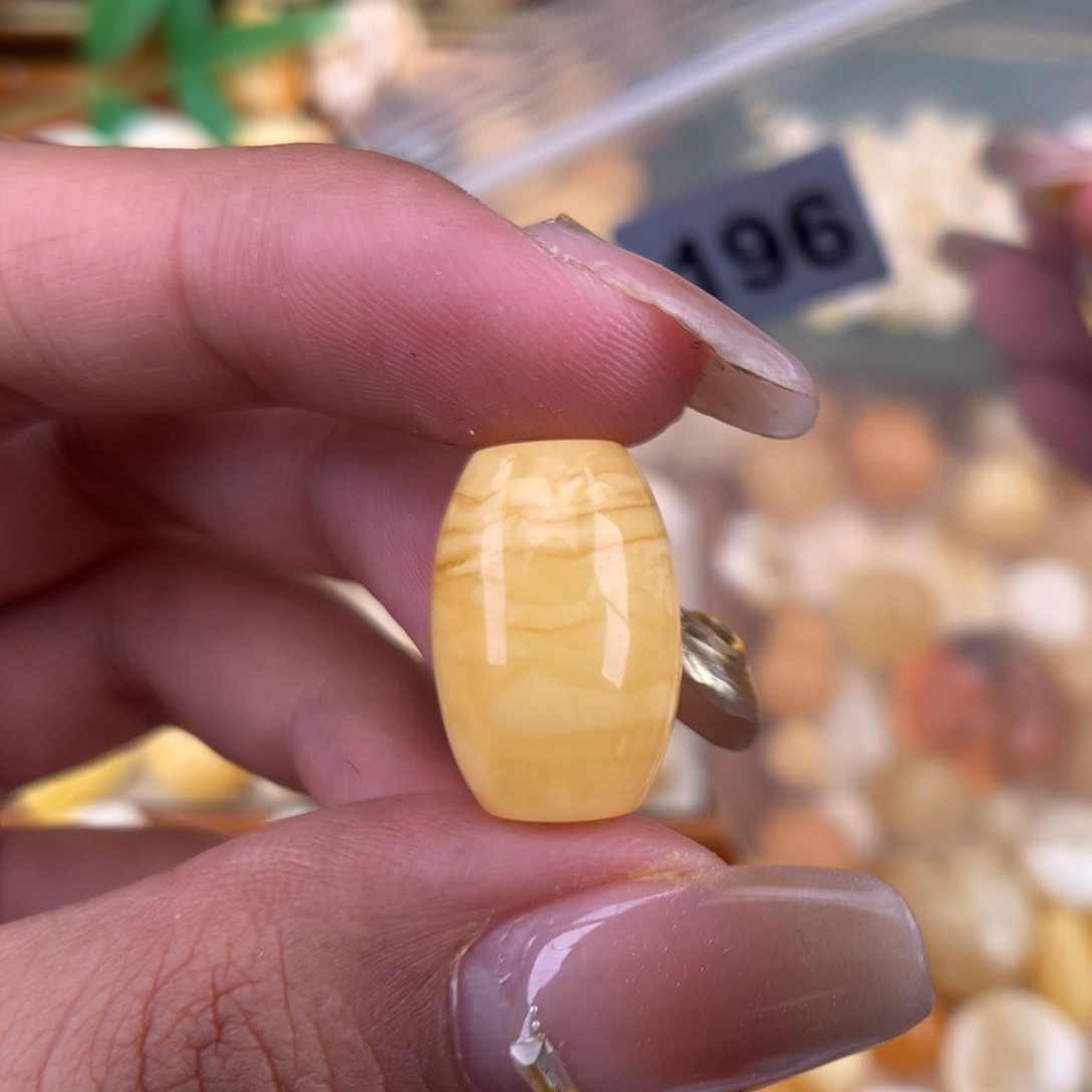 琥珀珠宝奇石未镶嵌12×18