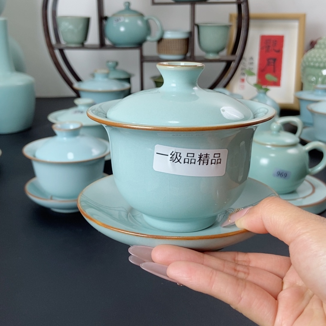 一级品天青釉原宝盖碗