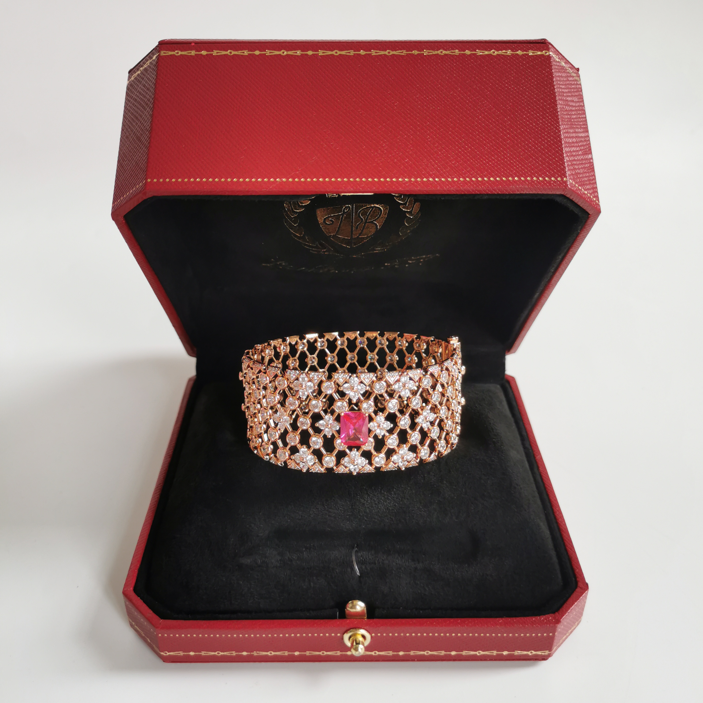 3000手镯--收藏级轻奢时尚设计首饰送礼盒