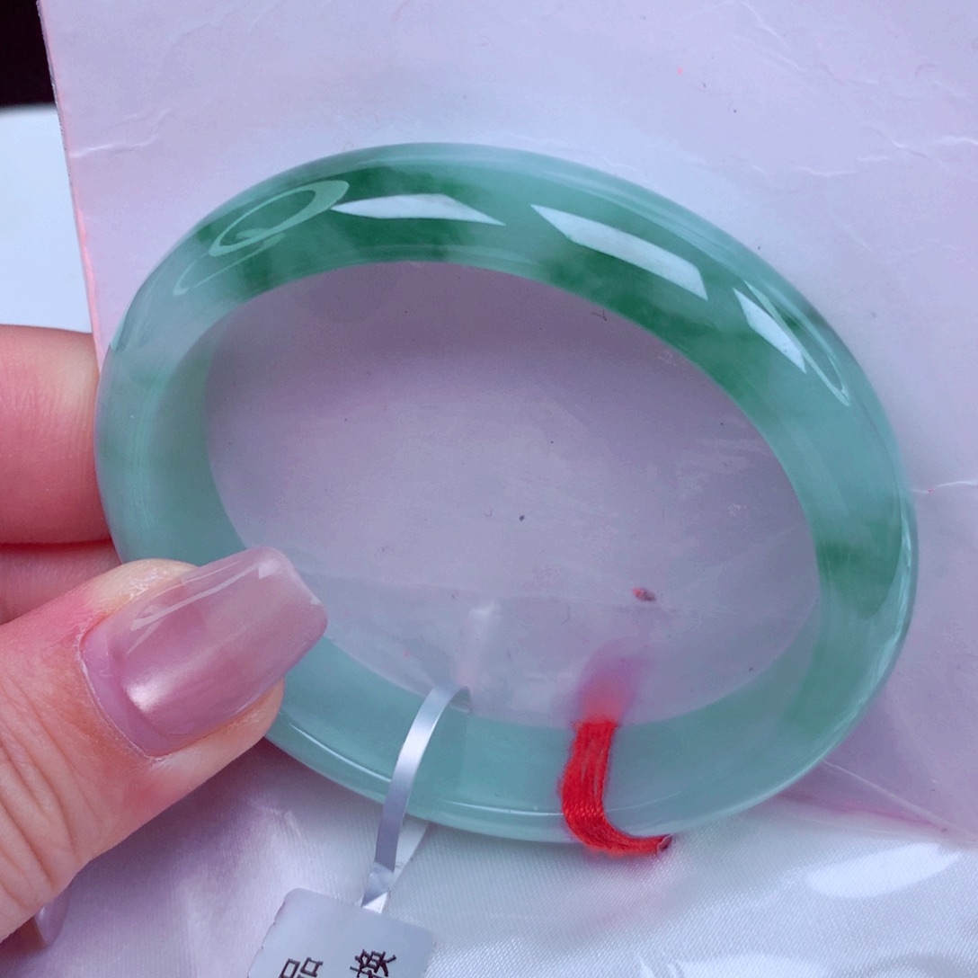 翡翠未镶嵌手镯手镯