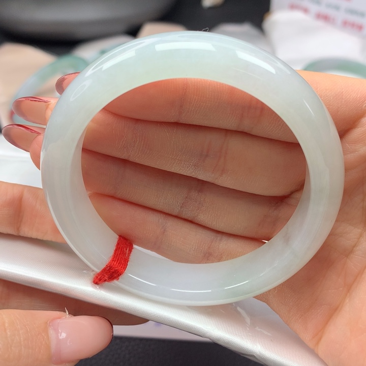 翡翠手镯未镶嵌57正圈