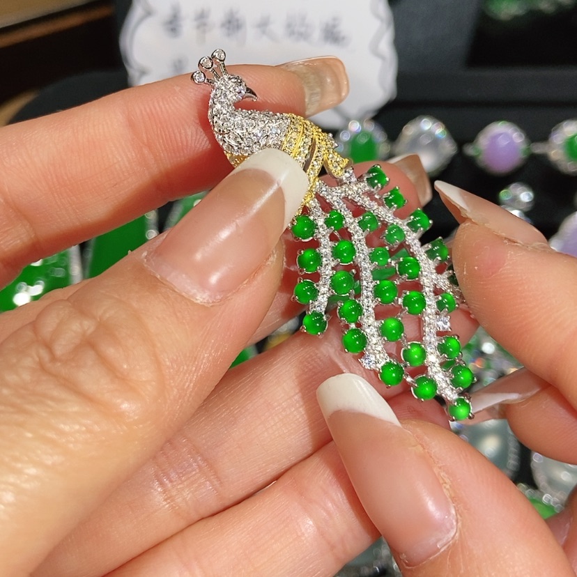 【闪购商品】翡翠颈饰未镶嵌天然翡翠