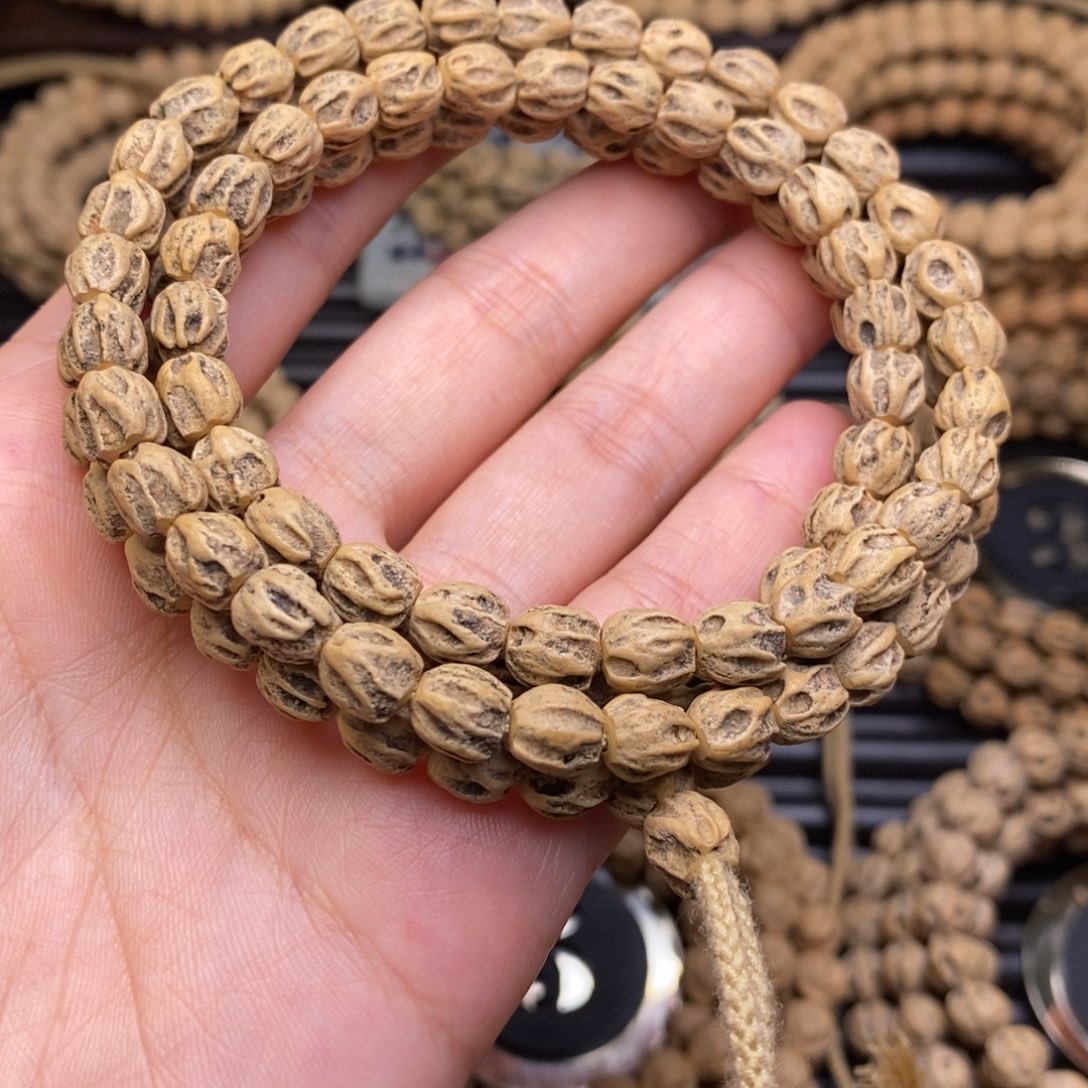 柏香籽/百香籽吊坠方****丁