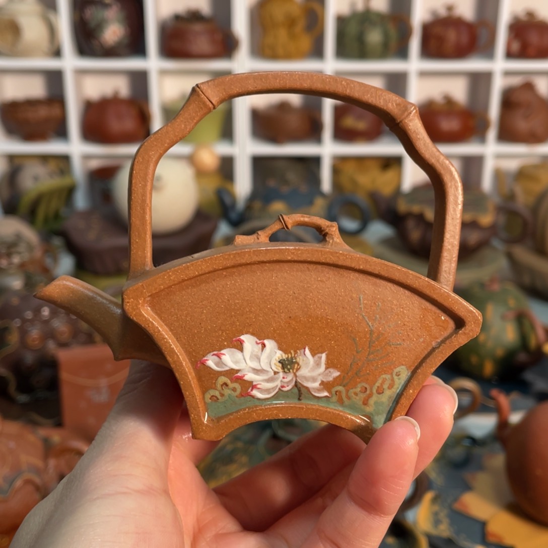 紫砂茶壶?*罗竹节提梁