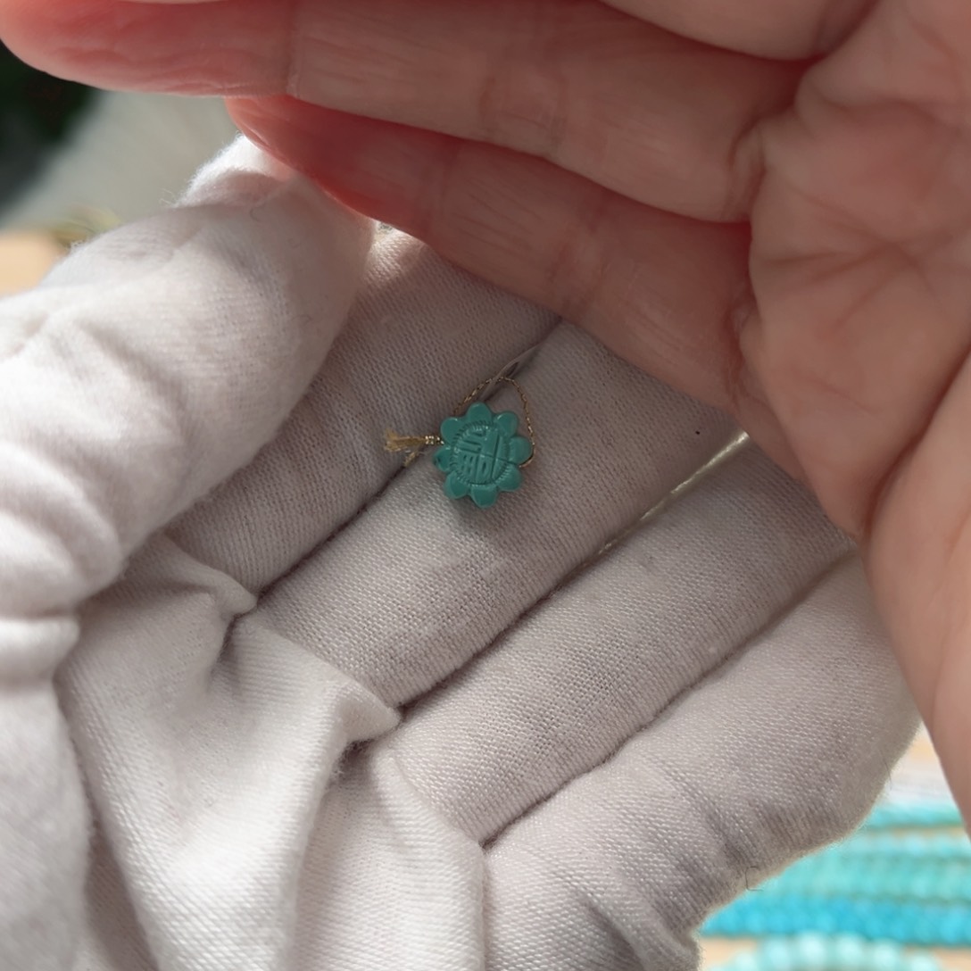 绿松石雕刻未镶嵌