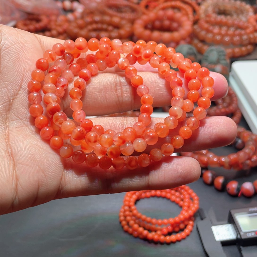 南红玛瑙手链未镶嵌