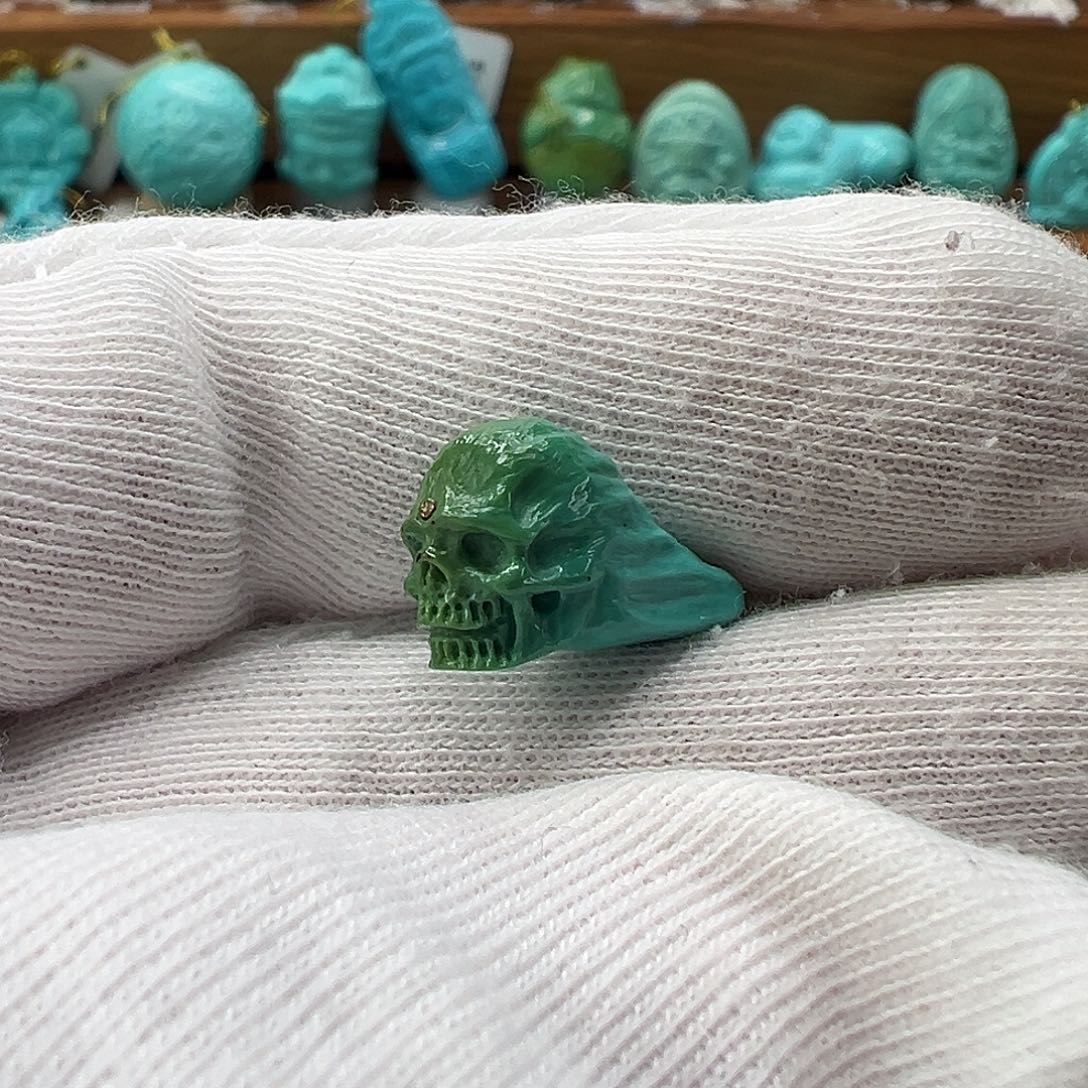 绿松石配饰未镶嵌