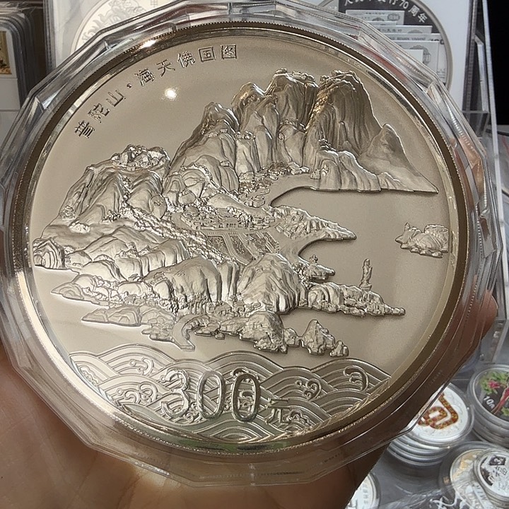 纯银2013年普陀山公斤银币带盒证