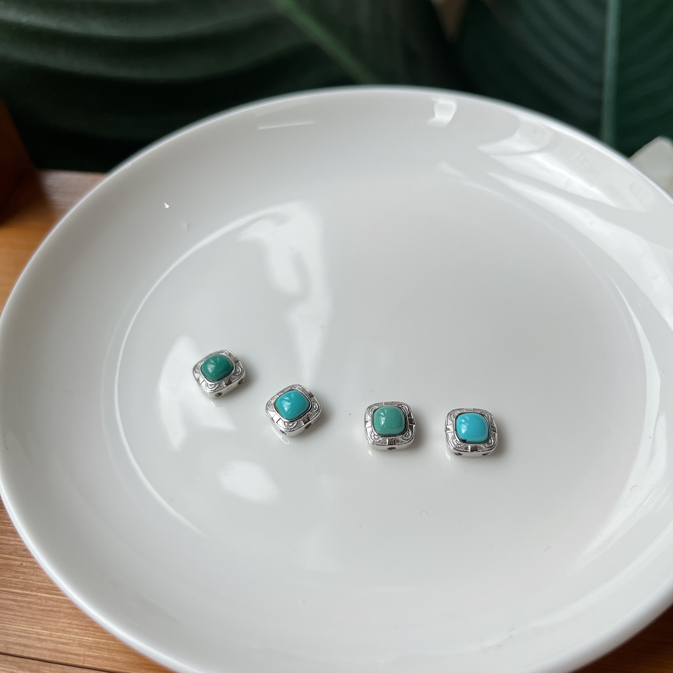 【珠宝厂长】约5mm绿松石方型路路通吊坠（S925银镶嵌）多样性发一件