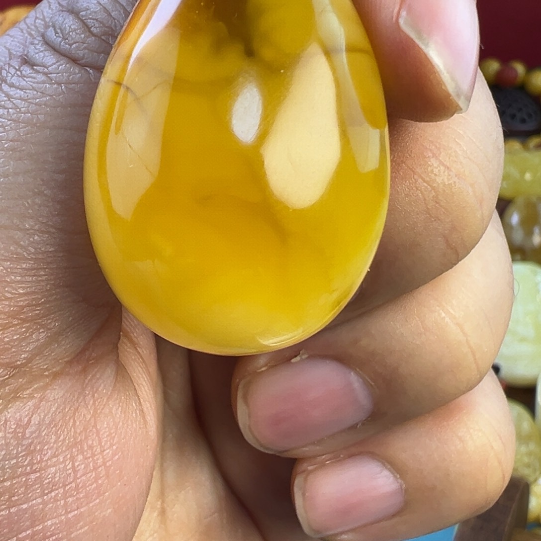 蜜蜡吊坠(不含链)未镶嵌金*山