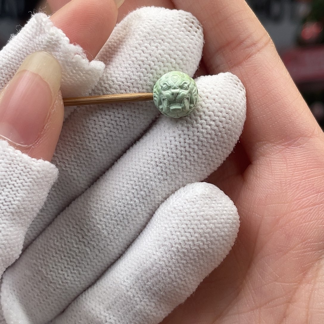 绿松石未镶嵌挂件