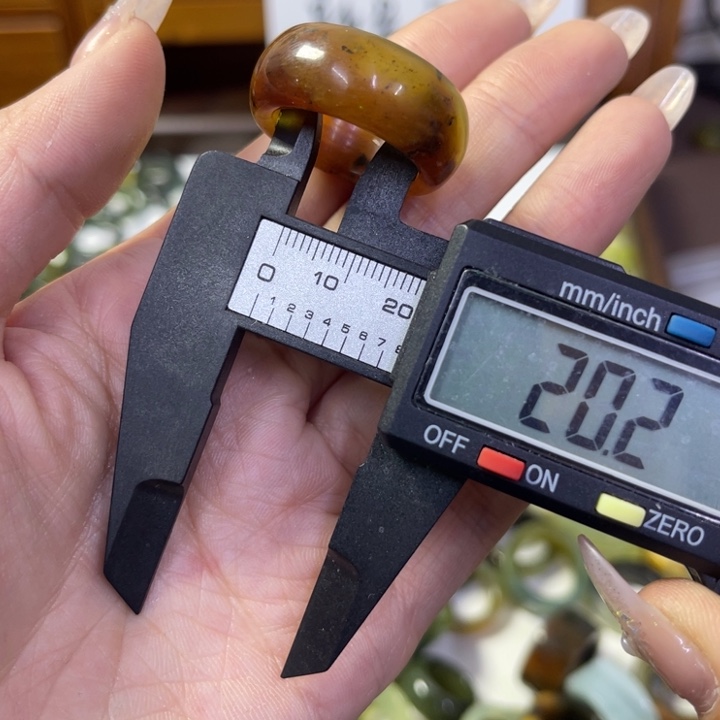 蛇纹石玉未镶嵌戒指145