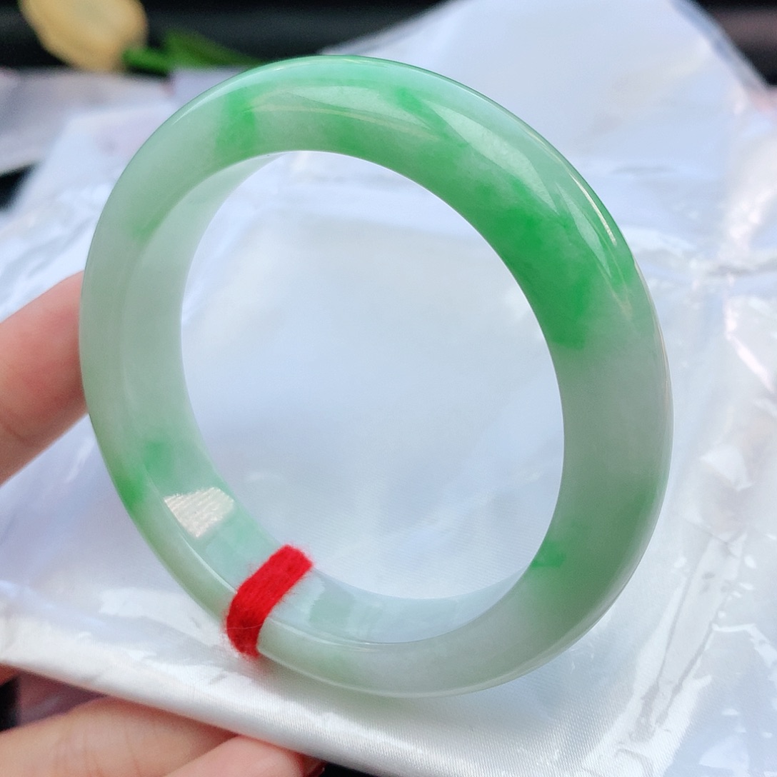 翡翠手镯未镶嵌55圈口881885
