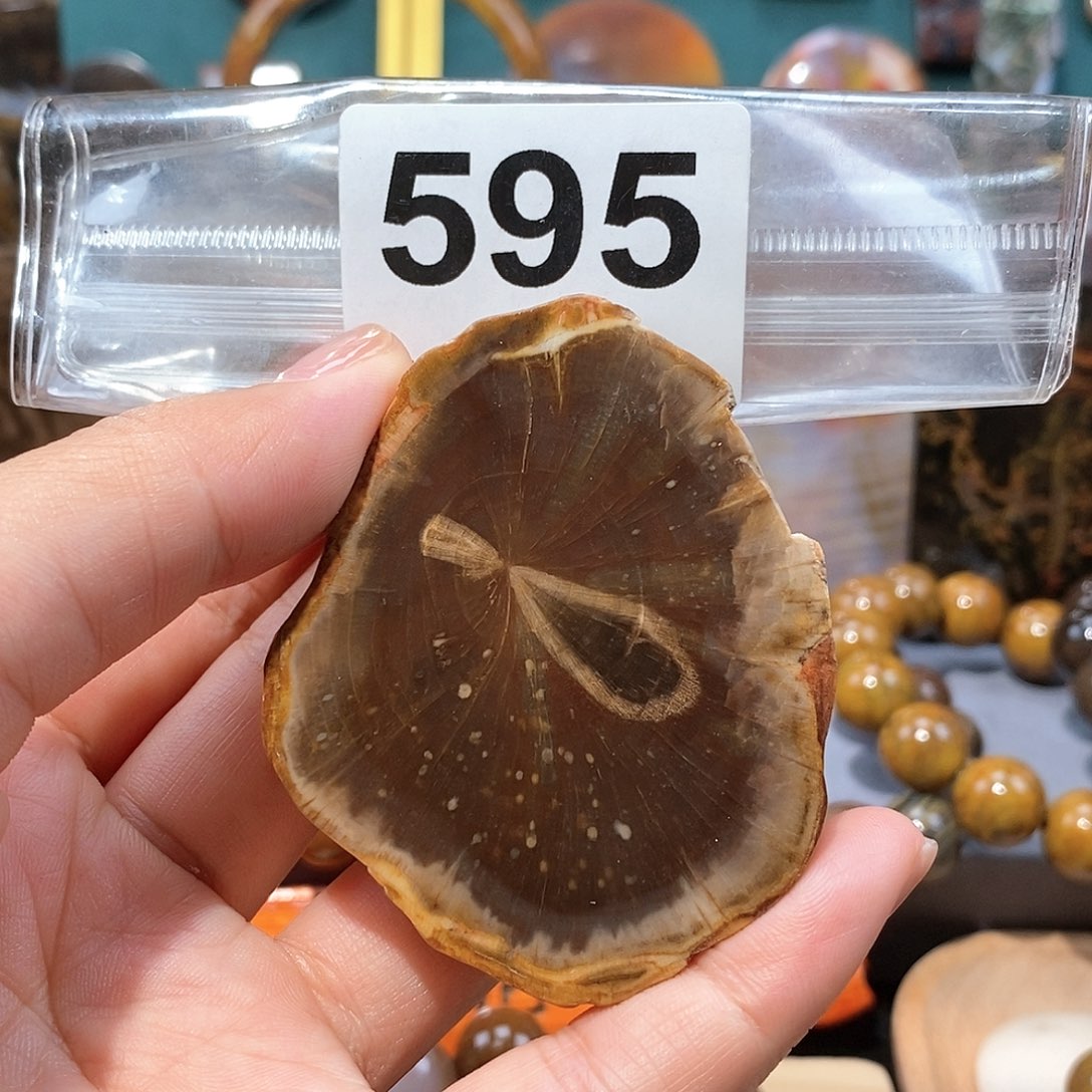 硅化玉天然北票硅化玉原石未镶嵌天然北票硅化玉原石