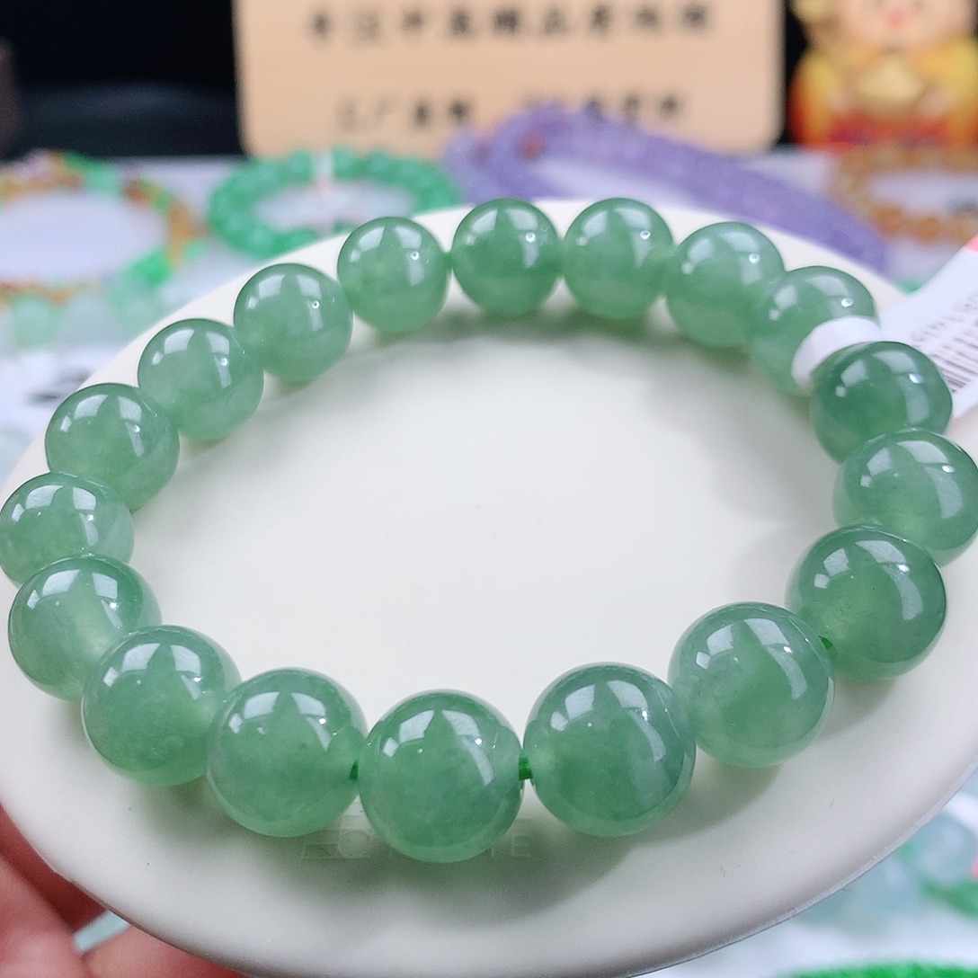 翡翠手链未镶嵌卡10