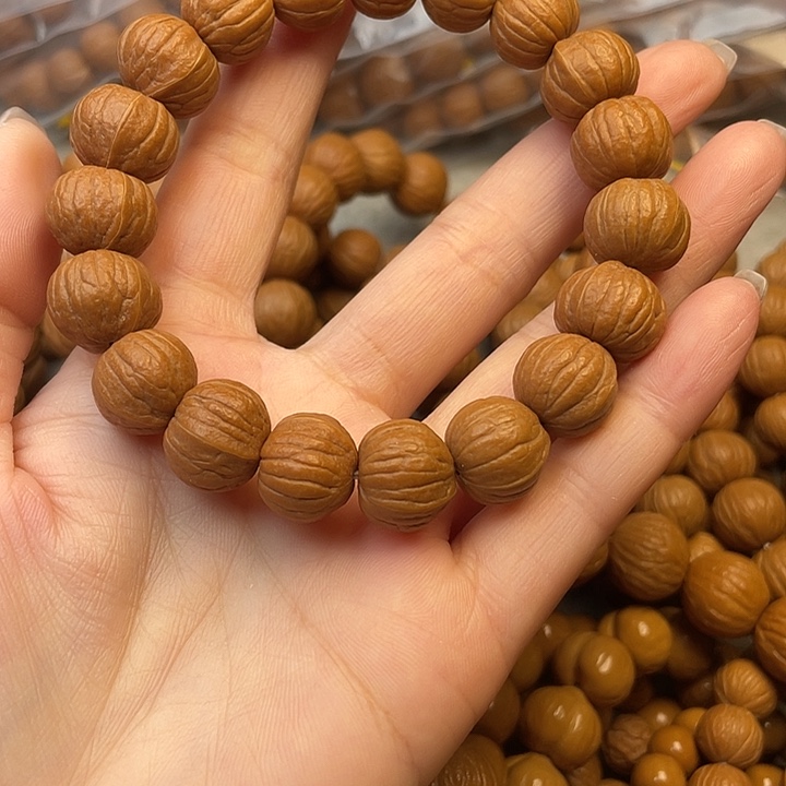 手串猴头核桃南瓜微打底