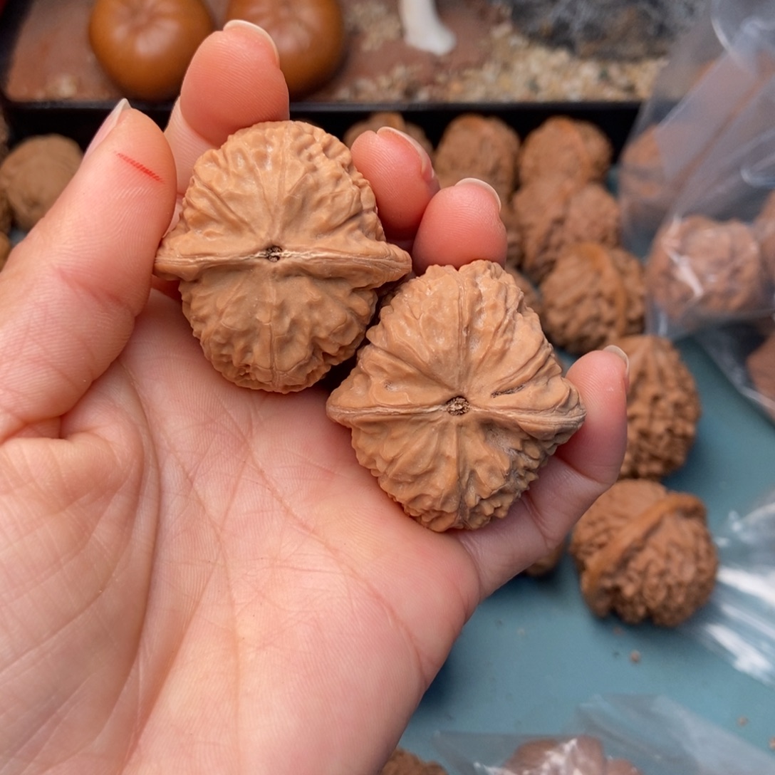 吊坠文玩核桃红方印12