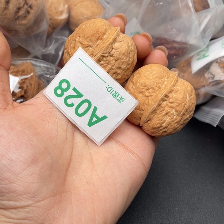 文玩核桃吊坠核桃