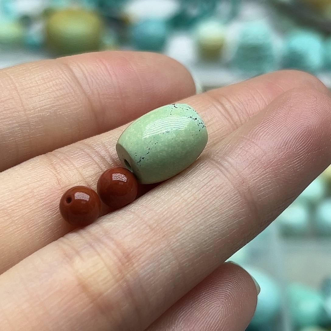 南红玛瑙未镶嵌珠宝奇石