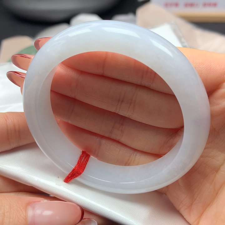 翡翠手镯未镶嵌56正圈