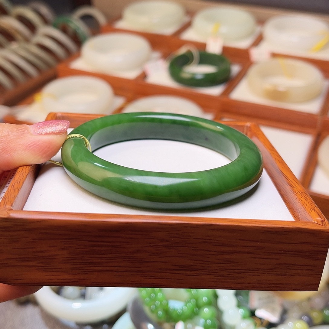 和田玉未镶嵌手镯58.7